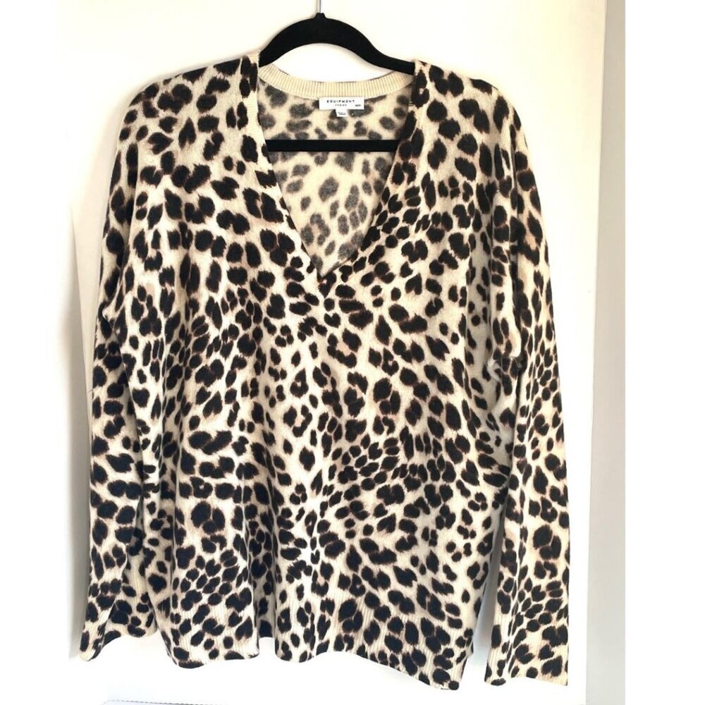 Equipment Cashmere Oversized Sweater Womens Medium Leopard Print White V-Neck